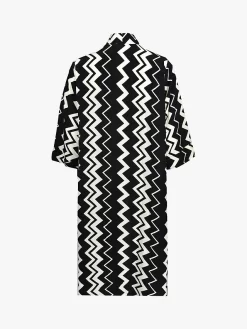 Ro&Zo Zig Zag Print Longline Shirt, Black/White 13 Ro&Zo Zig Zag Print Longline Shirt, Black/White -Sports And Leisure Equipment Store 006212305alt5