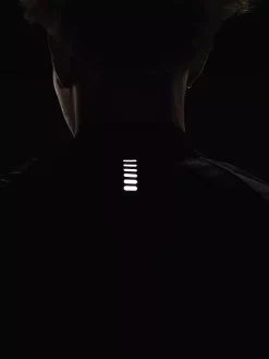 Under Armour Storm Insulated Run Vest, Black/Reflective -Sports And Leisure Equipment Store 006518321alt2