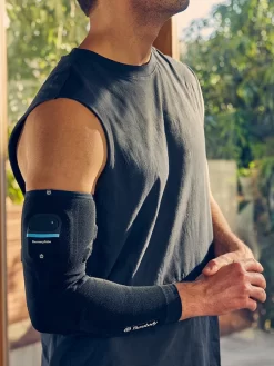 Therabody RecoveryPulse Arm Compression Sleeve, Black, XS 19 Therabody RecoveryPulse Arm Compression Sleeve, Black, XS -Sports And Leisure Equipment Store 006583960alt8