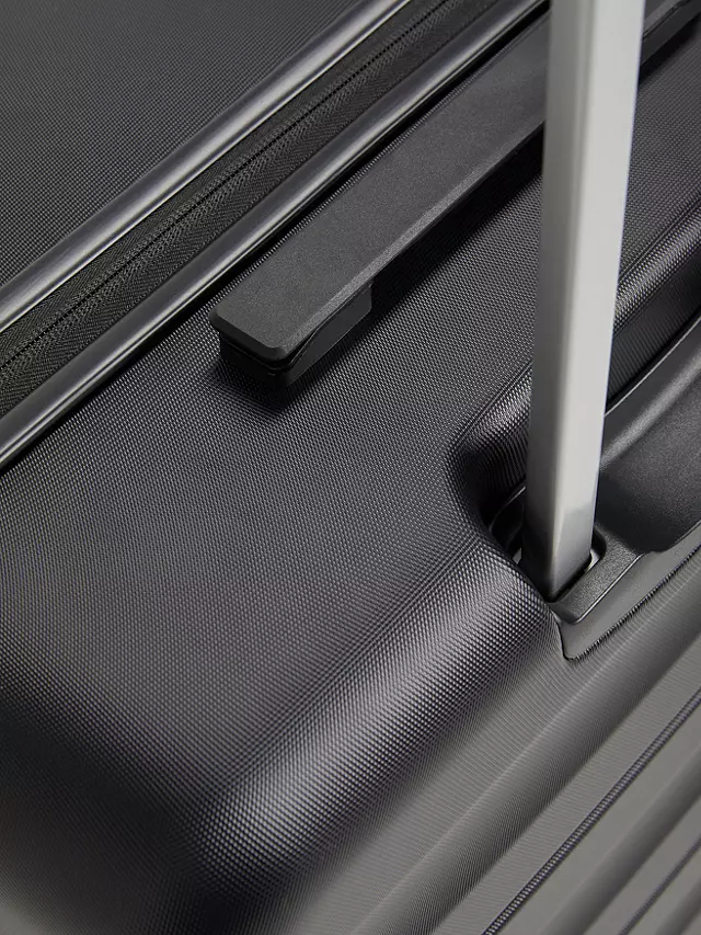 Girona 75cm 4-Wheel Large Suitcase, Black 8 Girona 75cm 4-Wheel Large Suitcase, Black - Image 6